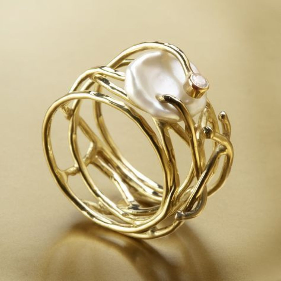 Samira - Gold and Pearl Ring