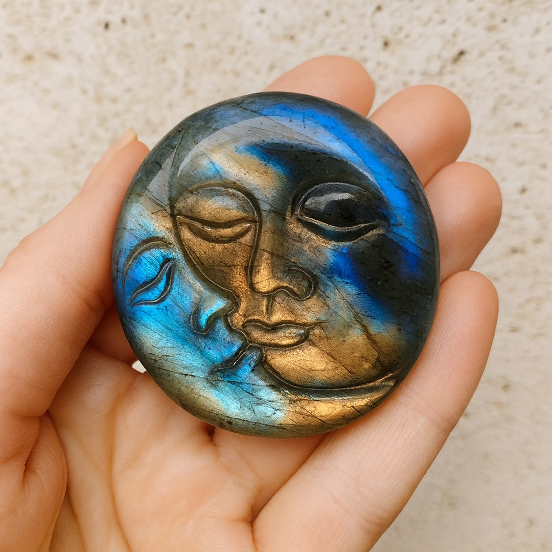 Amulet "Unified Sun & Moon" in Labradorite