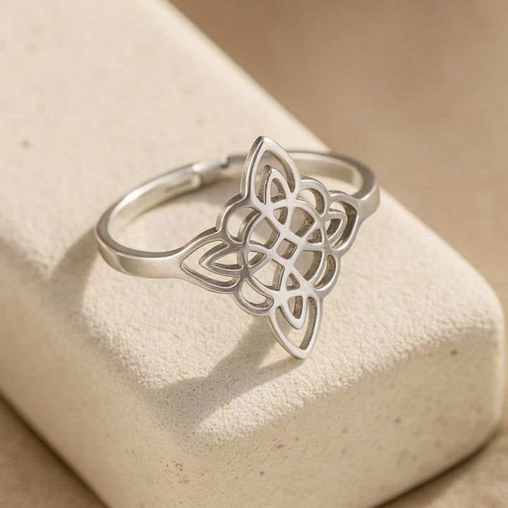 Adjustable Ring "Eternal Protection" - Witch's Knot