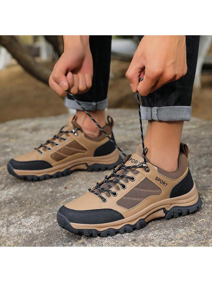 Bergweg Men's Hiking Shoe
