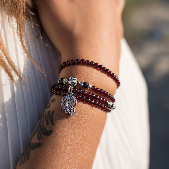 Multi-Tour Bracelet "Abundance" in Garnet