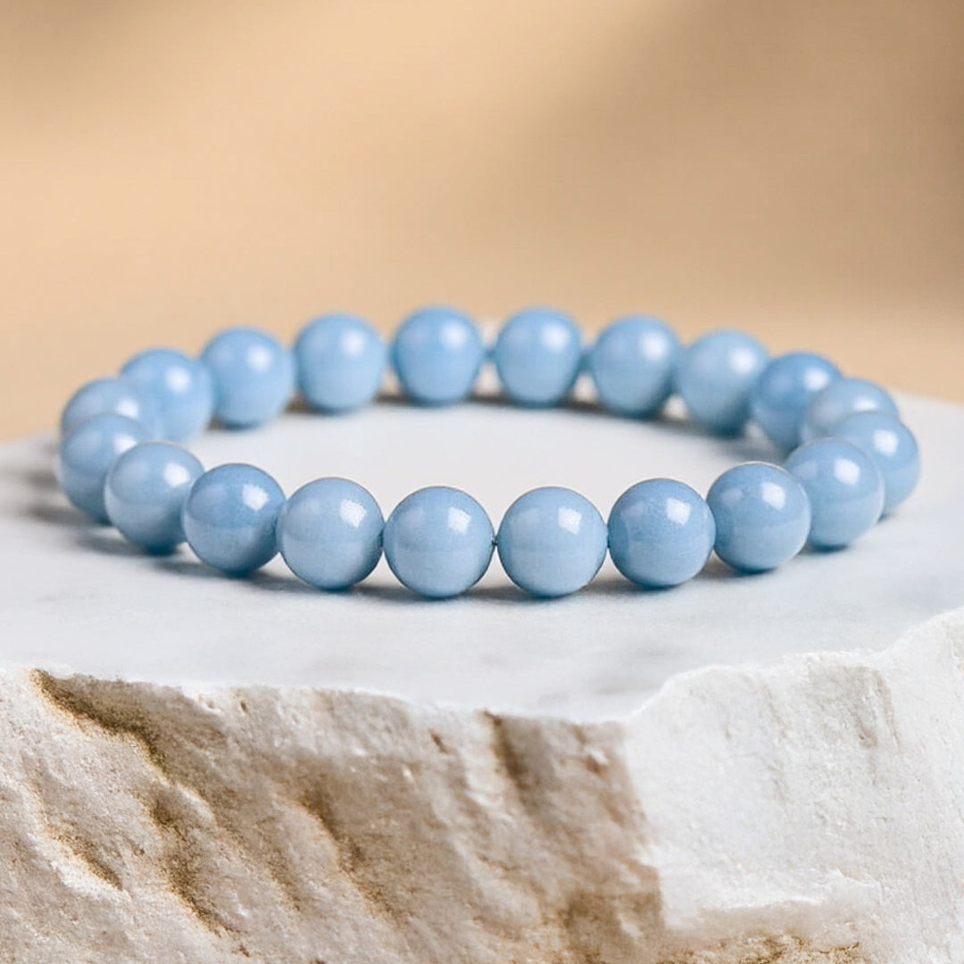 "Calm of Angels" Bracelet in Angelite