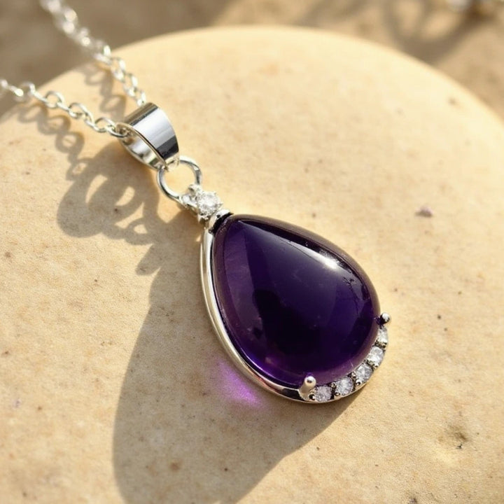 "Drop" Pendant in Amethyst