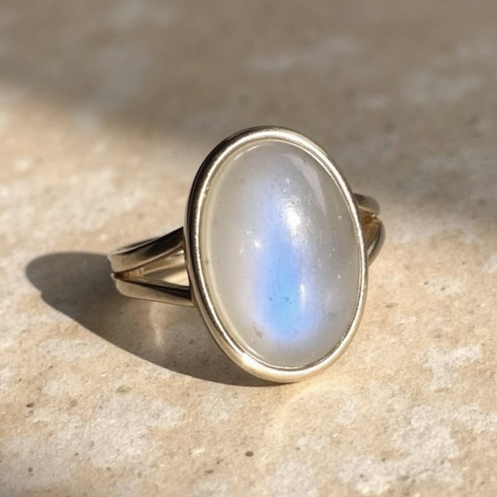 Adjustable Ring "Astral Softness" in Moonstone