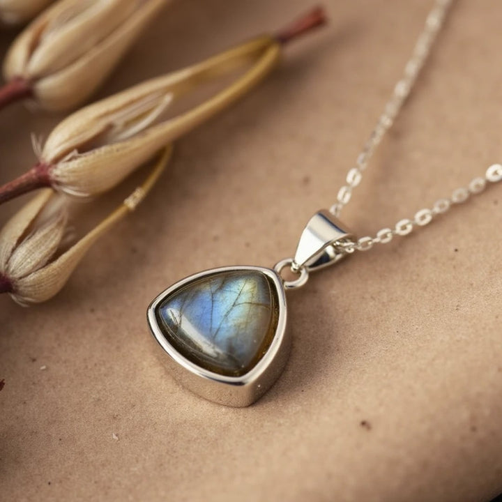 "Guardian of Aura" Labradorite Pendant