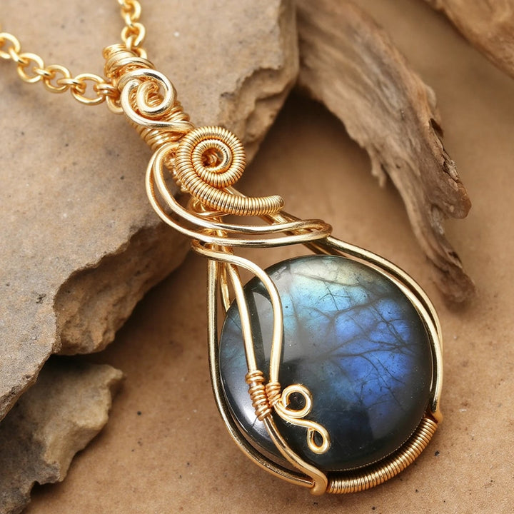 "Eye of the Universe" Labradorite Pendant