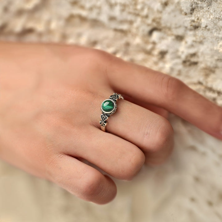 Adjustable "Heart Protection" Ring in Malachite & Silver