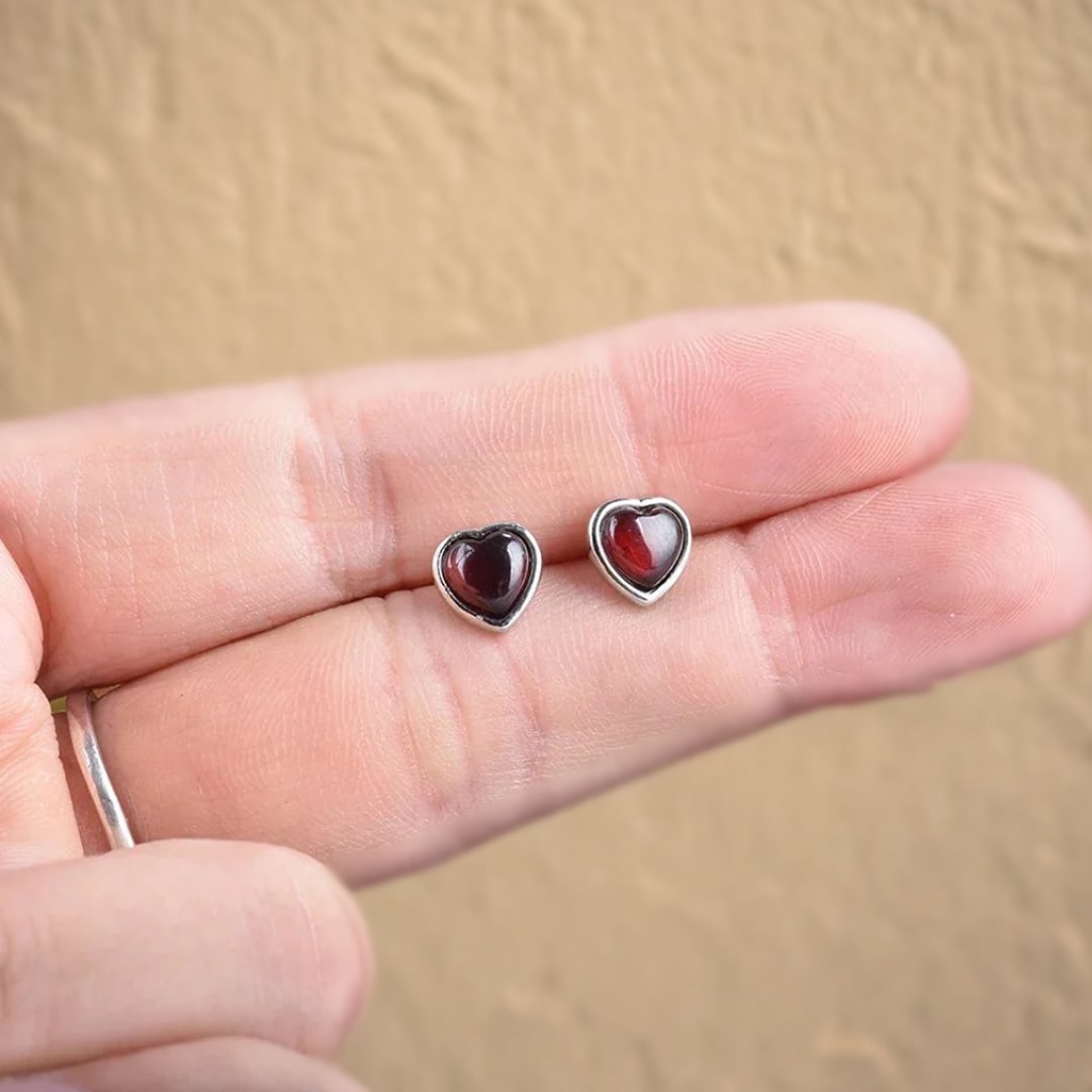 "Passion Heart" Earrings in Garnet & Silver