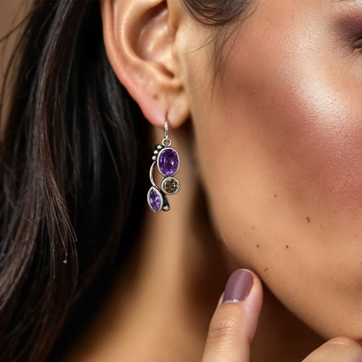 "Ear Rings 'Cascade of Serenity' in Amethyst & Peridot"