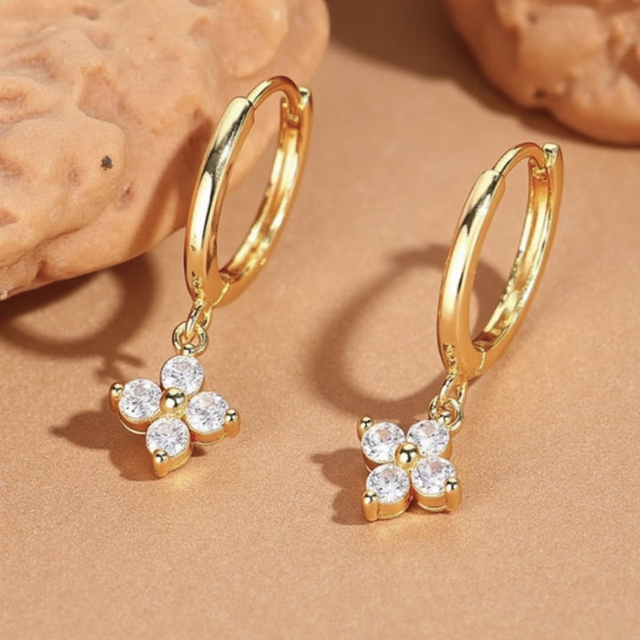 "Light Clover" Earrings in Silver or Gold-Plated