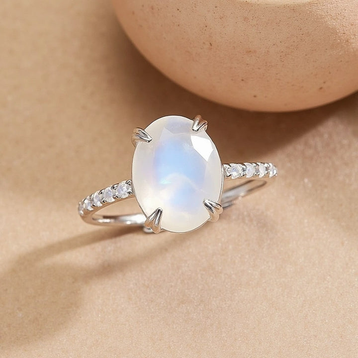 Adjustable "Kirana" Ring in Moonstone