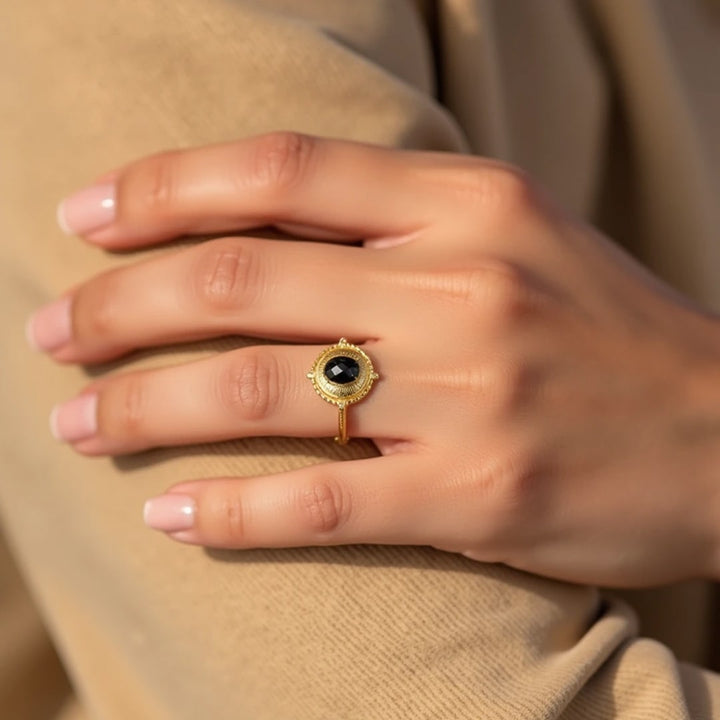 Adjustable Ring "Magnetic Black" - Black Spinel