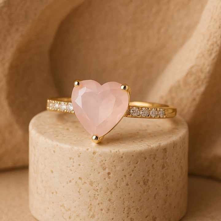 Heart Ring "Infinite Tenderness" in Rose Quartz