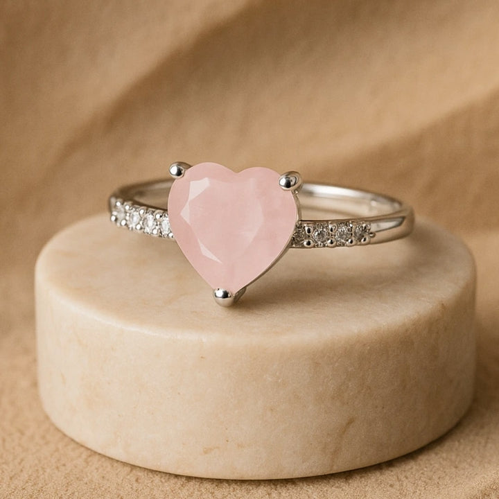 Heart Ring "Infinite Tenderness" in Rose Quartz