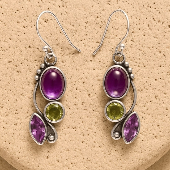 "Ear Rings 'Cascade of Serenity' in Amethyst & Peridot"