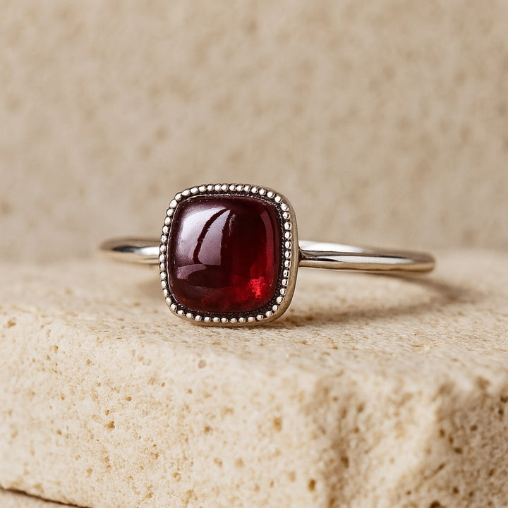 Adjustable "Square Passion" Ring in Garnet