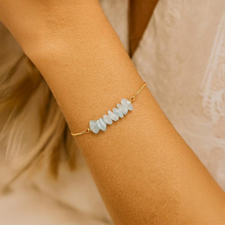 Fine Bracelet in Irregular Natural Stones