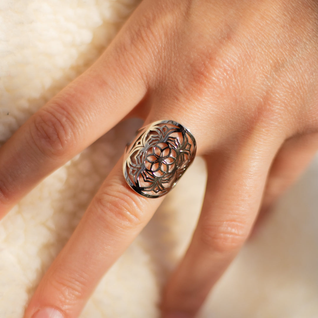 Adjustable "Mandala Flower" Ring