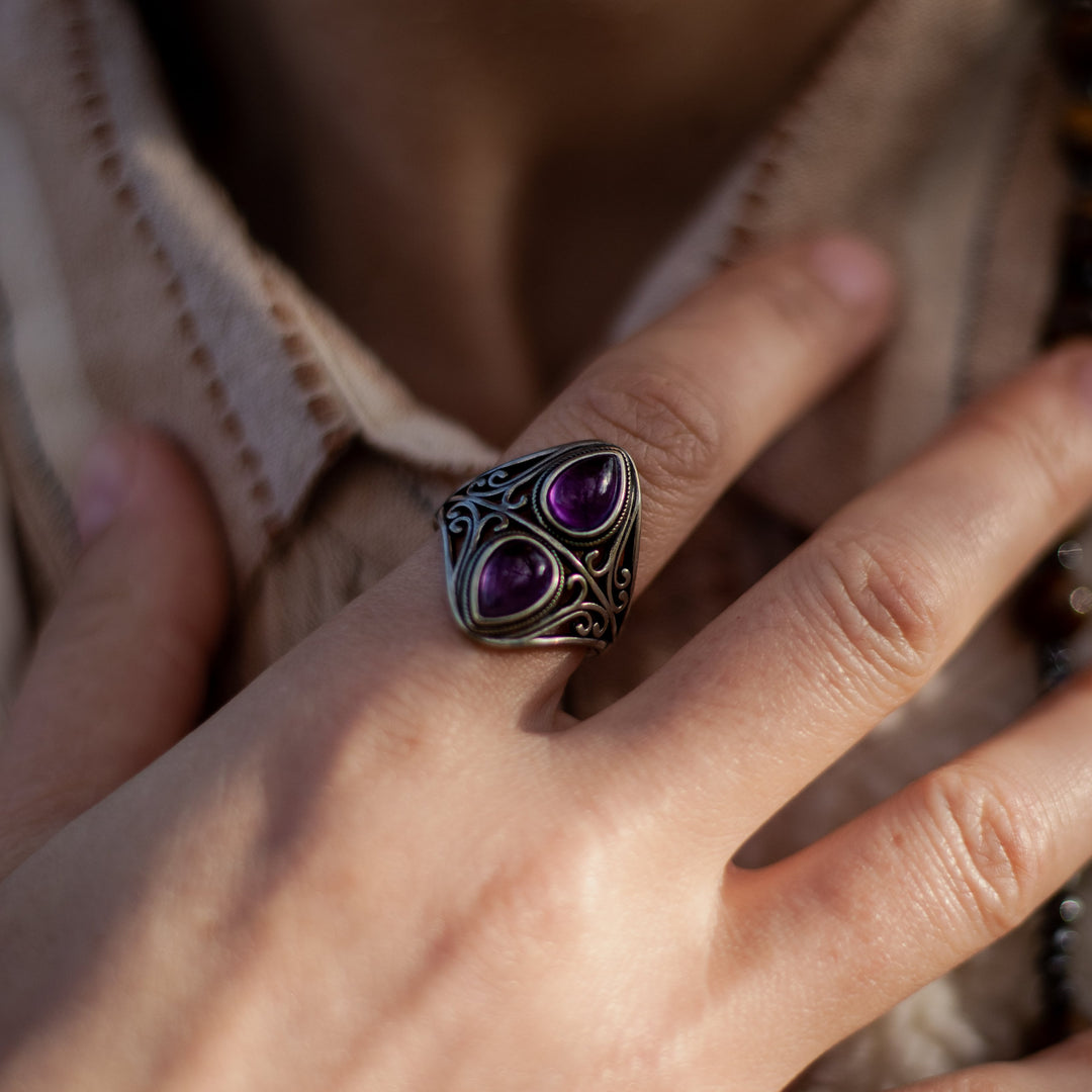 "Intuitive Spirit" Ring in Amethyst & Silver