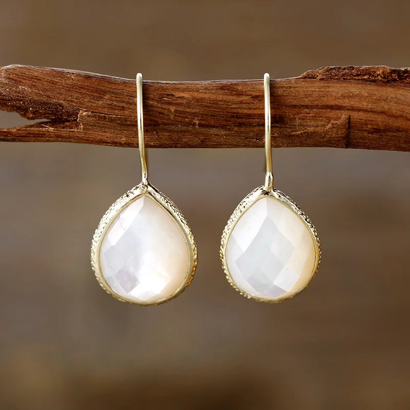 Drop Earrings in Mother of Pearl