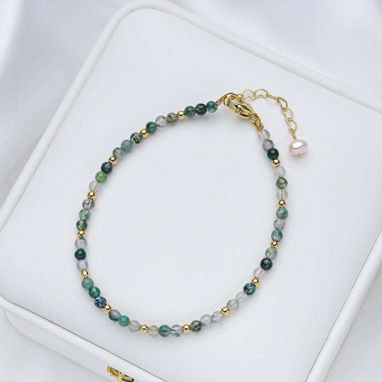 Refined Bracelet in Fine Natural Stones