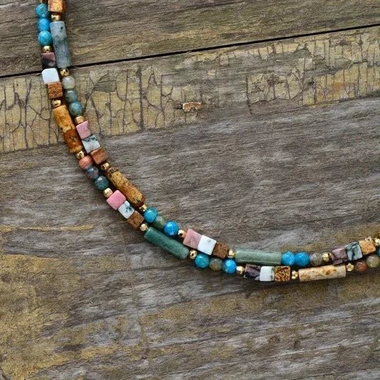 Chic Bohemian Necklace in Natural Stones