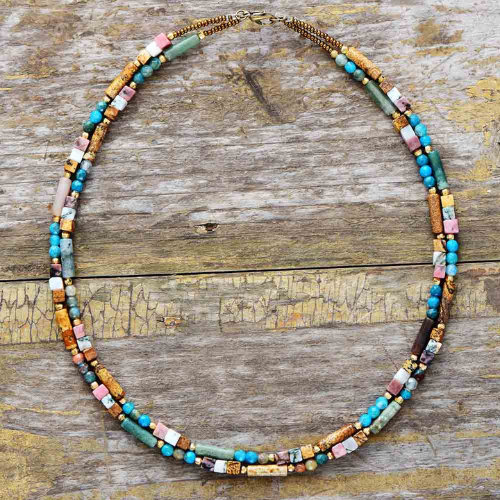 Chic Bohemian Necklace in Natural Stones