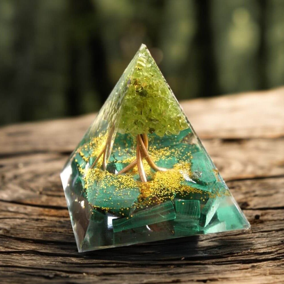 Orgonite "Rebirth Tree of Life" in Peridot & Malachite
