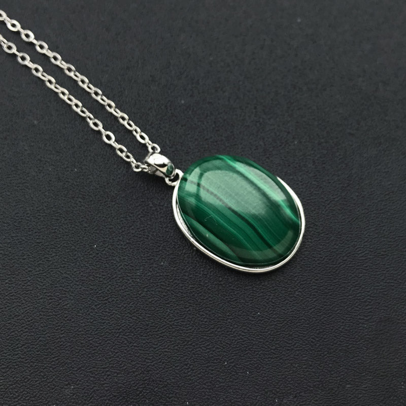 "Healing" Pendant in Malachite