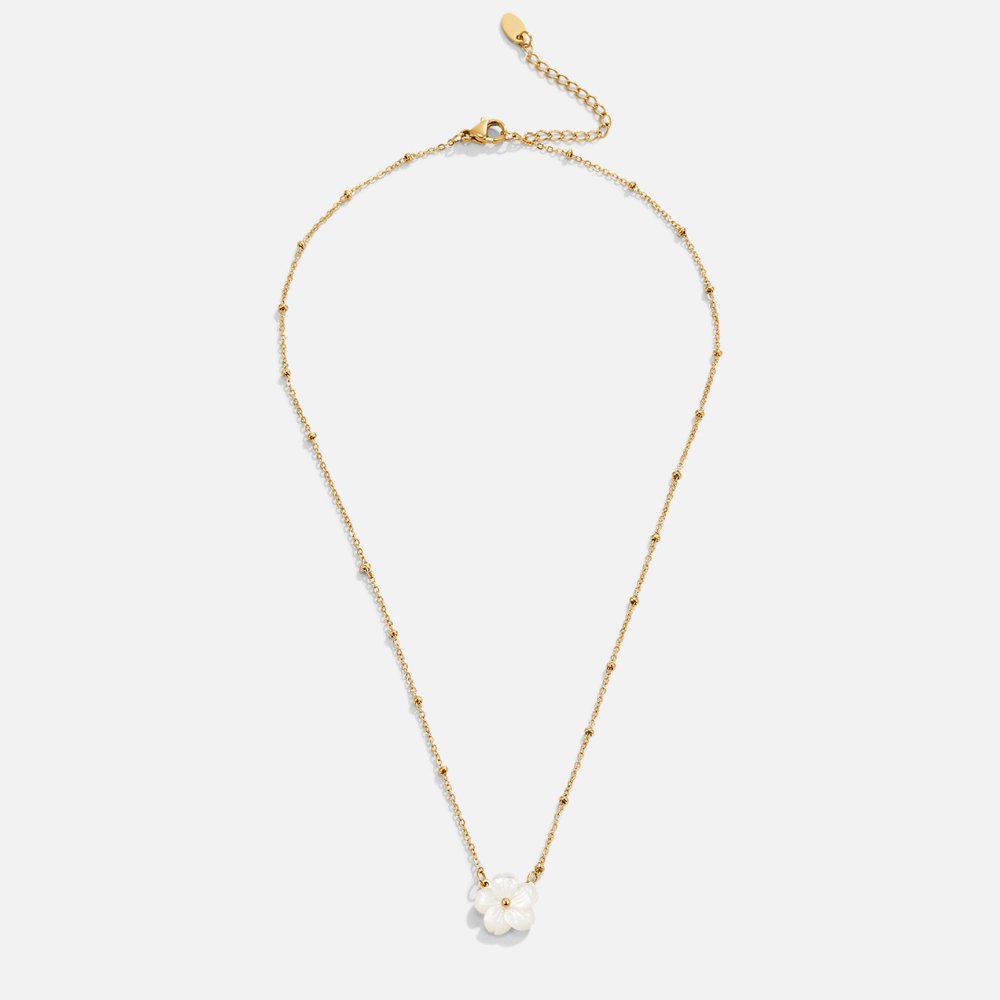 Beautiful Flower Necklace